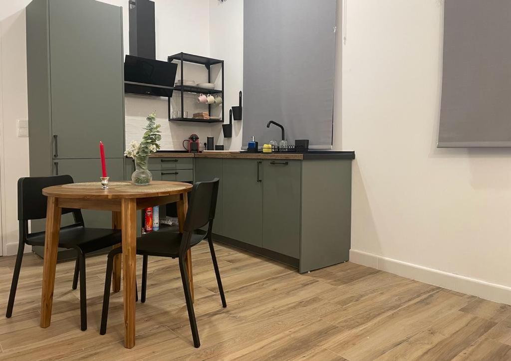 Apartamentos Sol Y Luna La Línea de la Concepción المظهر الخارجي الصورة