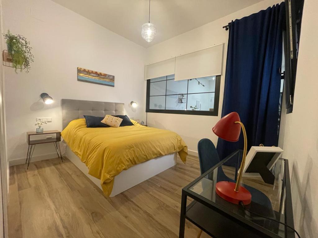 Apartamentos Sol Y Luna La Línea de la Concepción المظهر الخارجي الصورة